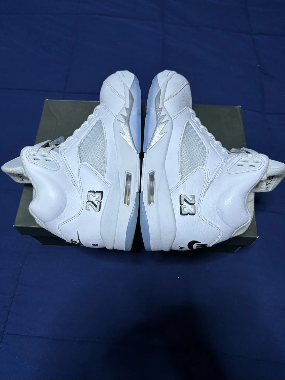 Jordan 5 Retro White Metallic 2026 Size 9.5